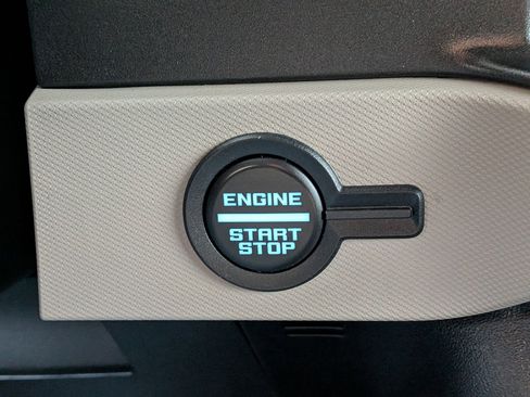 Used 2022 Ford Bronco Wildtrak image 25