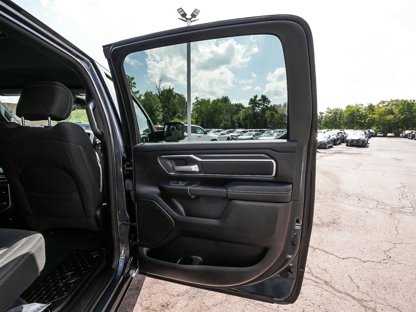 Used 2026 RAM 1500 Big Horn AWD/4WD image 14
