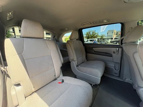 Used 2016 Honda Odyssey LX image 15