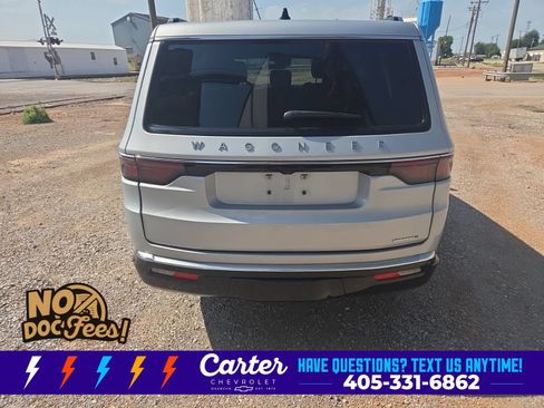Used 2024 Jeep Wagoneer Series II w/ Flexible Seating Group AWD/4WD image 8