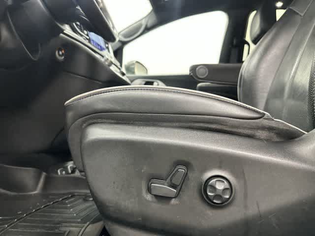 Used 2020 Chrysler Pacifica Limited FWD image 27