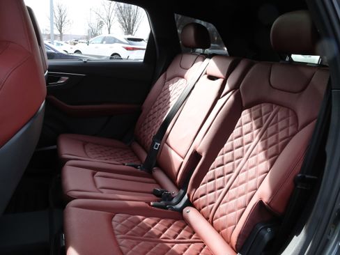 Used 2023 Audi SQ7 Prestige image 35