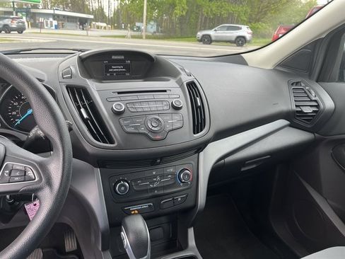 Used 2017 Ford Escape S FWD image 23