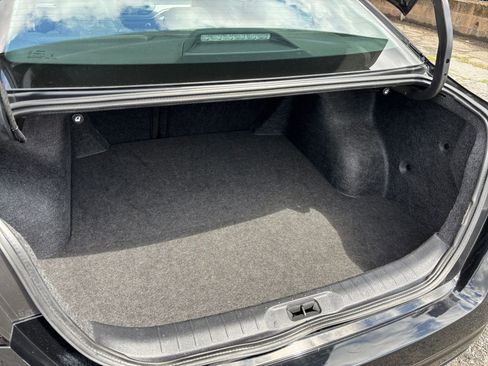 Used 2025 Nissan Altima 2.5 SR FWD image 31