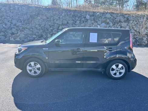Used 2018 Kia Soul image 4