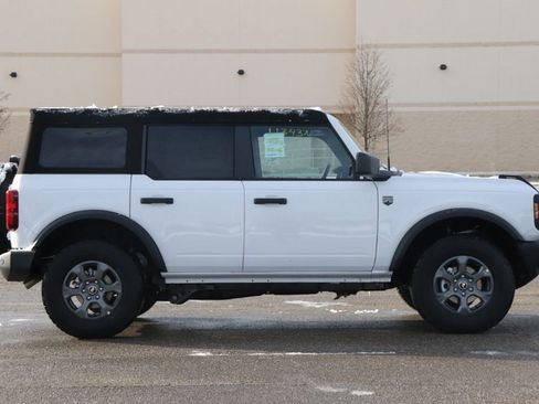 New 2025 Ford Bronco Big Bend image 9