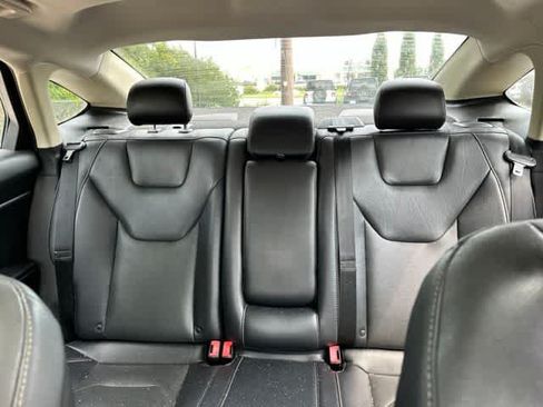 Used 2020 Ford Fusion Titanium FWD image 6