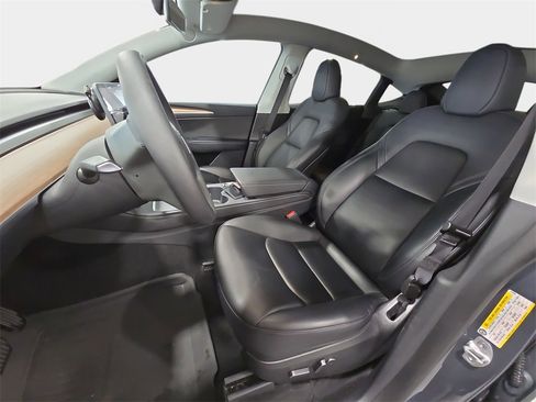 Used 2023 Tesla Model Y Long Range image 14