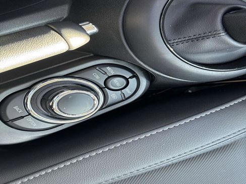 Used 2023 MINI Cooper S image 22