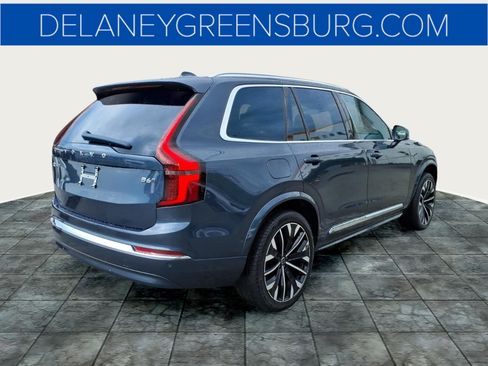 Used 2025 Volvo XC90 B6 Plus AWD/4WD image 3