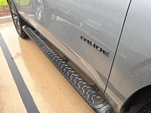 Used 2024 Chevrolet Tahoe Z71 w/ Luxury Package image 15