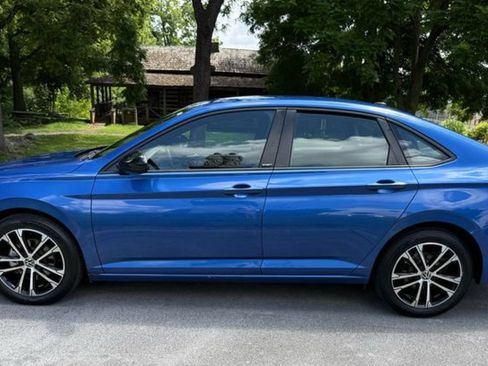 Used 2023 Volkswagen Jetta Sport FWD image 10