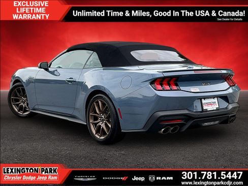 Used 2025 Ford Mustang GT Premium RWD image 4