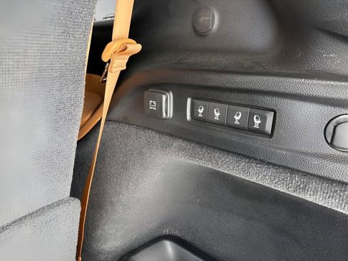 Used 2022 Jeep Grand Cherokee L Summit w/ Advanced Protech Group IV AWD/4WD image 22
