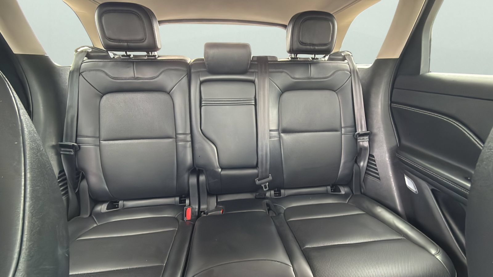 Used 2023 Lincoln Corsair FWD w/ Equipment Group 101A image 25