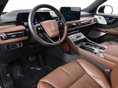 New 2026 Lincoln Aviator Reserve AWD/4WD image 12