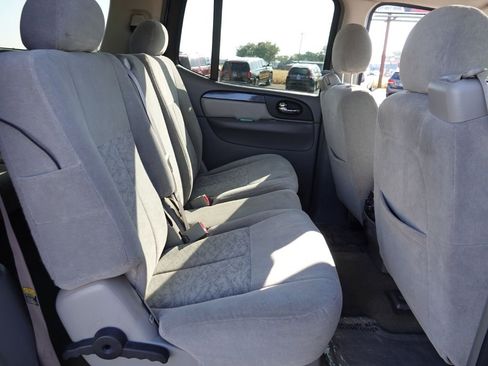 Used 2006 GMC Envoy XL SLE image 12