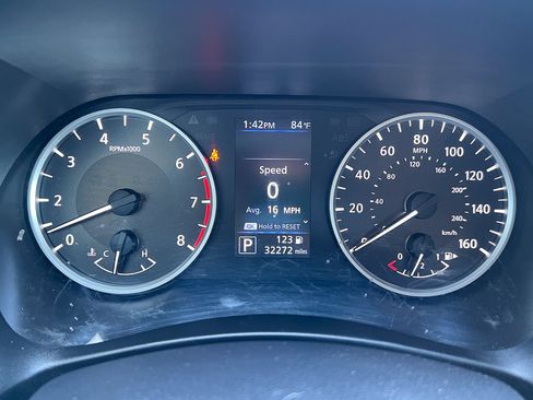 Used 2024 Nissan Sentra S FWD image 14