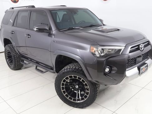 Used 2022 Toyota 4Runner TRD Off-Road Premium image 18