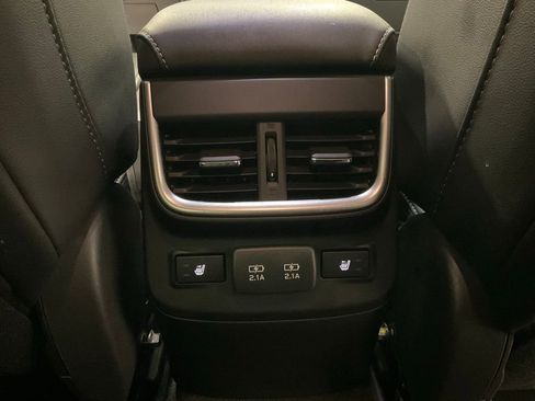 Used 2021 Subaru Outback Limited image 28