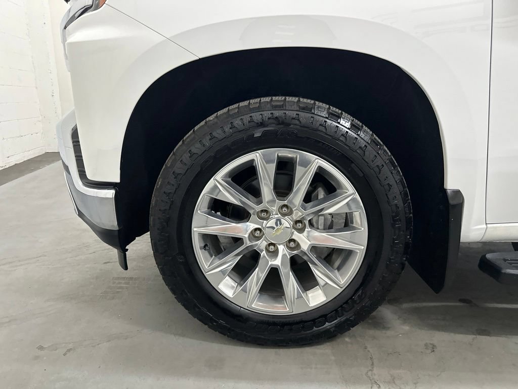 Used 2019 Chevrolet Silverado 1500 LTZ w/ LTZ Premium Package AWD/4WD image 61