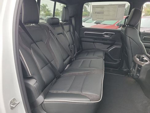 New 2026 RAM 1500 Laramie AWD/4WD image 18