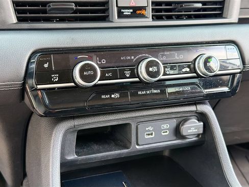 Used 2024 Honda Pilot EX-L image 15