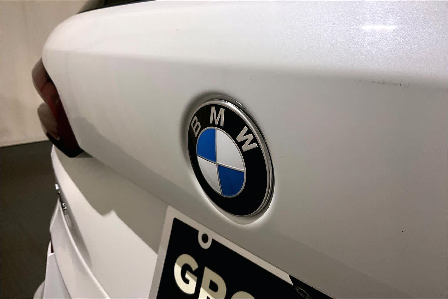 Used 2022 BMW X5 xDrive40i AWD/4WD image 32