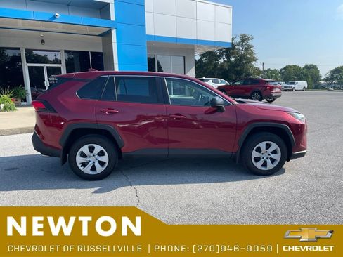 Used 2023 Toyota RAV4 LE FWD image 15