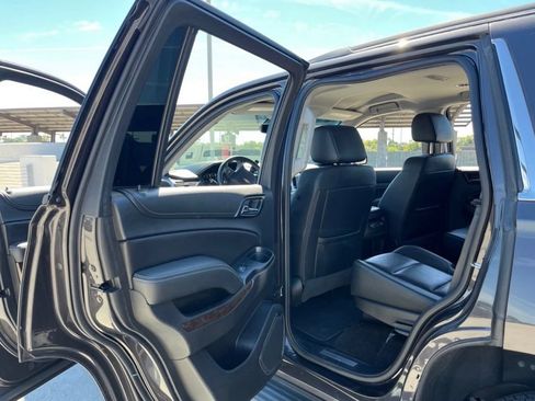 Used 2018 Chevrolet Tahoe LT w/ Luxury Package image 7