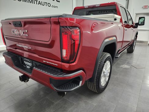 Used 2022 GMC Sierra 2500 Denali image 4