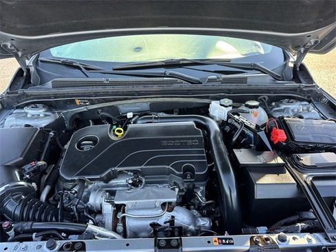 Used 2025 Chevrolet Malibu LT image 22