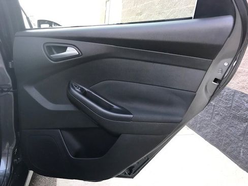 Used 2016 Ford Focus ST image 22