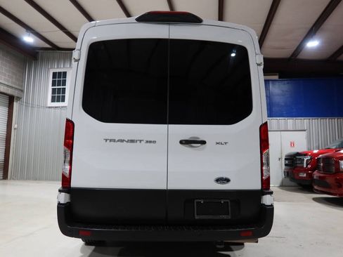 Used 2023 Ford Transit 350 XLT RWD image 4