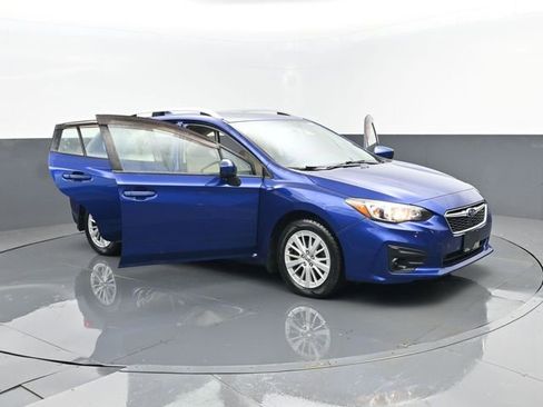 Used 2017 Subaru Impreza 2.0i Premium image 28