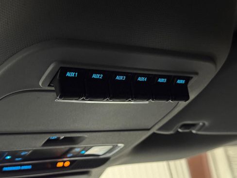 Used 2023 Ford F250 Lariat AWD/4WD image 35