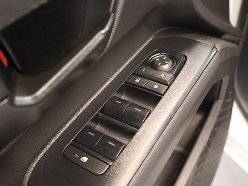 Used 2024 Toyota Tacoma SR5 image 11