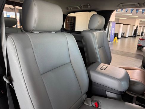 Used 2014 Toyota Sequoia Platinum image 16