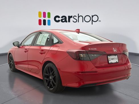 Used 2025 Honda Civic Sport image 3