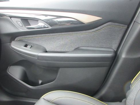New 2026 Chevrolet TrailBlazer ACTIV w/ Convenience Package FWD image 34