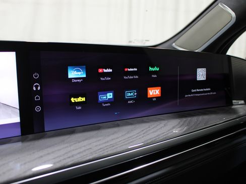 New 2025 Cadillac Escalade IQ Luxury 2 image 17