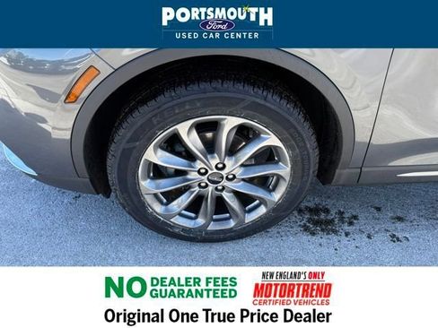 Used 2021 Lincoln Corsair AWD w/ Premium Package image 28