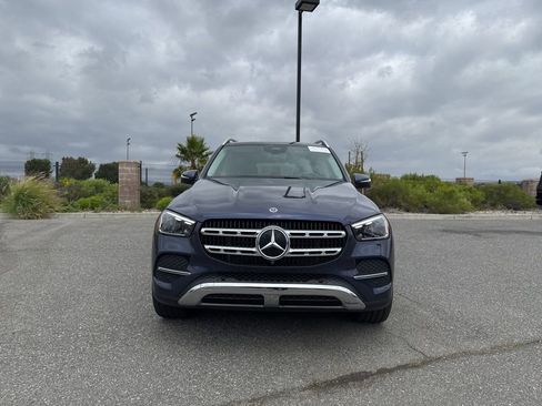 Used 2025 Mercedes-Benz GLE 350 4MATIC image 2