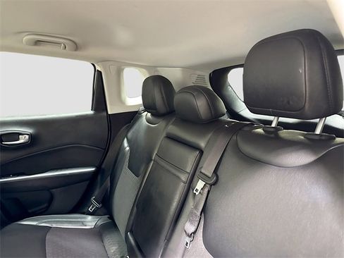 Used 2018 Jeep Compass Altitude w/ Popular Equipment Group image 24