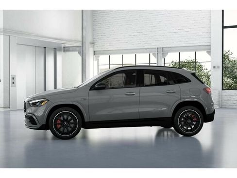 New 2026 Mercedes-Benz GLA 35 AMG 4MATIC image 36