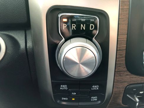 Used 2016 RAM 1500 Laramie AWD/4WD image 29