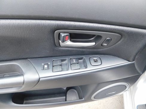 Used 2006 MAZDA MAZDA3 s Grand Touring FWD image 17