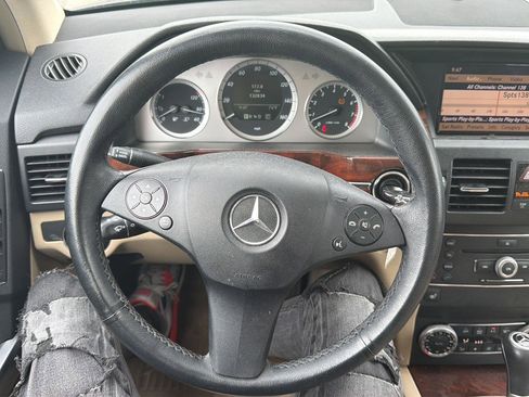 Used 2010 Mercedes-Benz GLK 350 4MATIC image 13