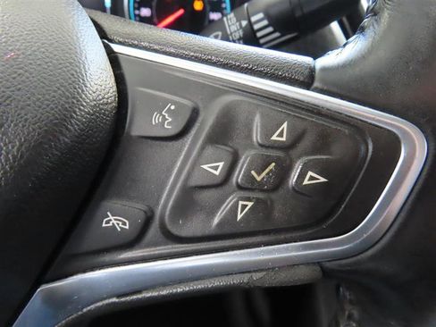 Used 2017 Chevrolet Malibu LT w/ Driver Confidence Package image 22