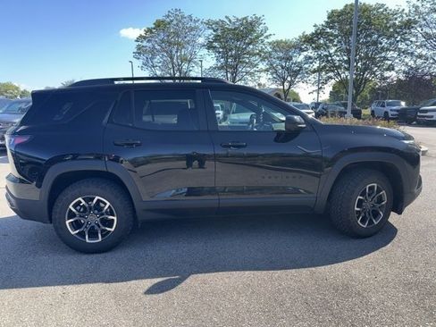 Used 2025 Chevrolet Equinox ACTIV w/ Safety and Technology Package image 6